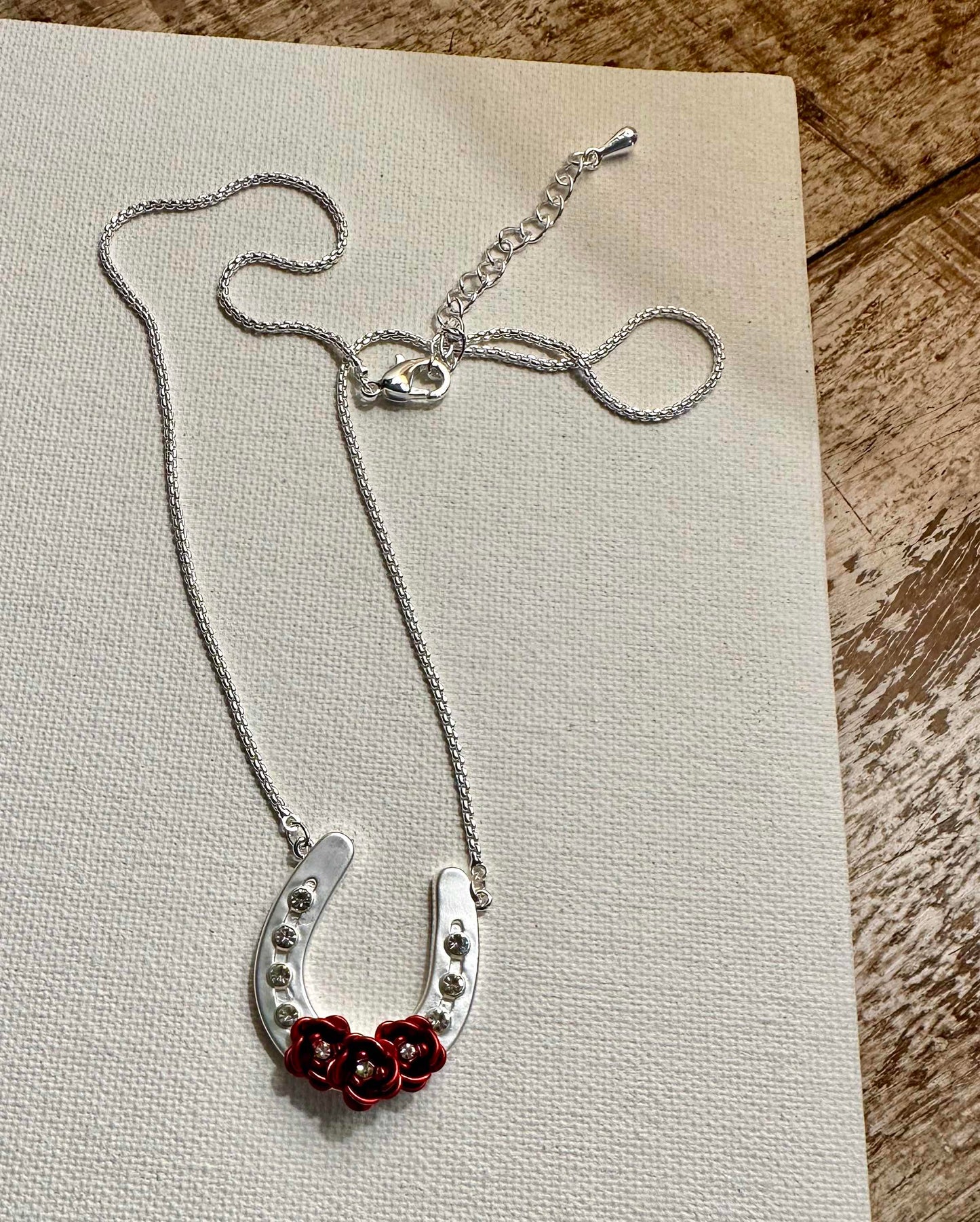 Equestrian: ARABIAN/Horseshoe with Roses Necklace