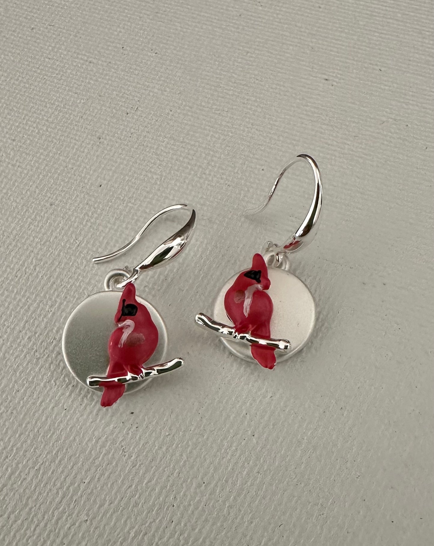 Cardinal Earrings/Disk Wire