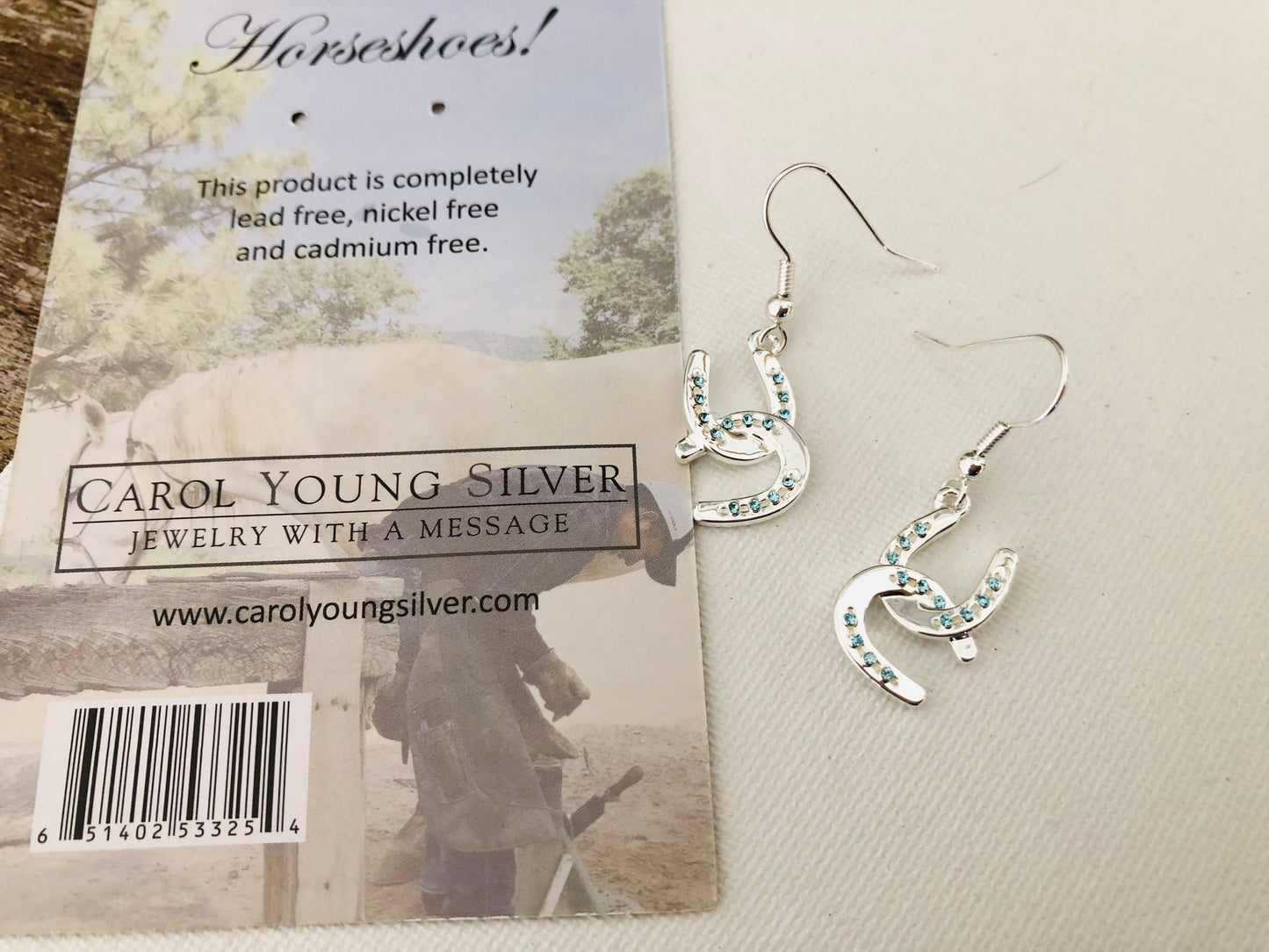 Horseshoes Earrings WIRE on CARD