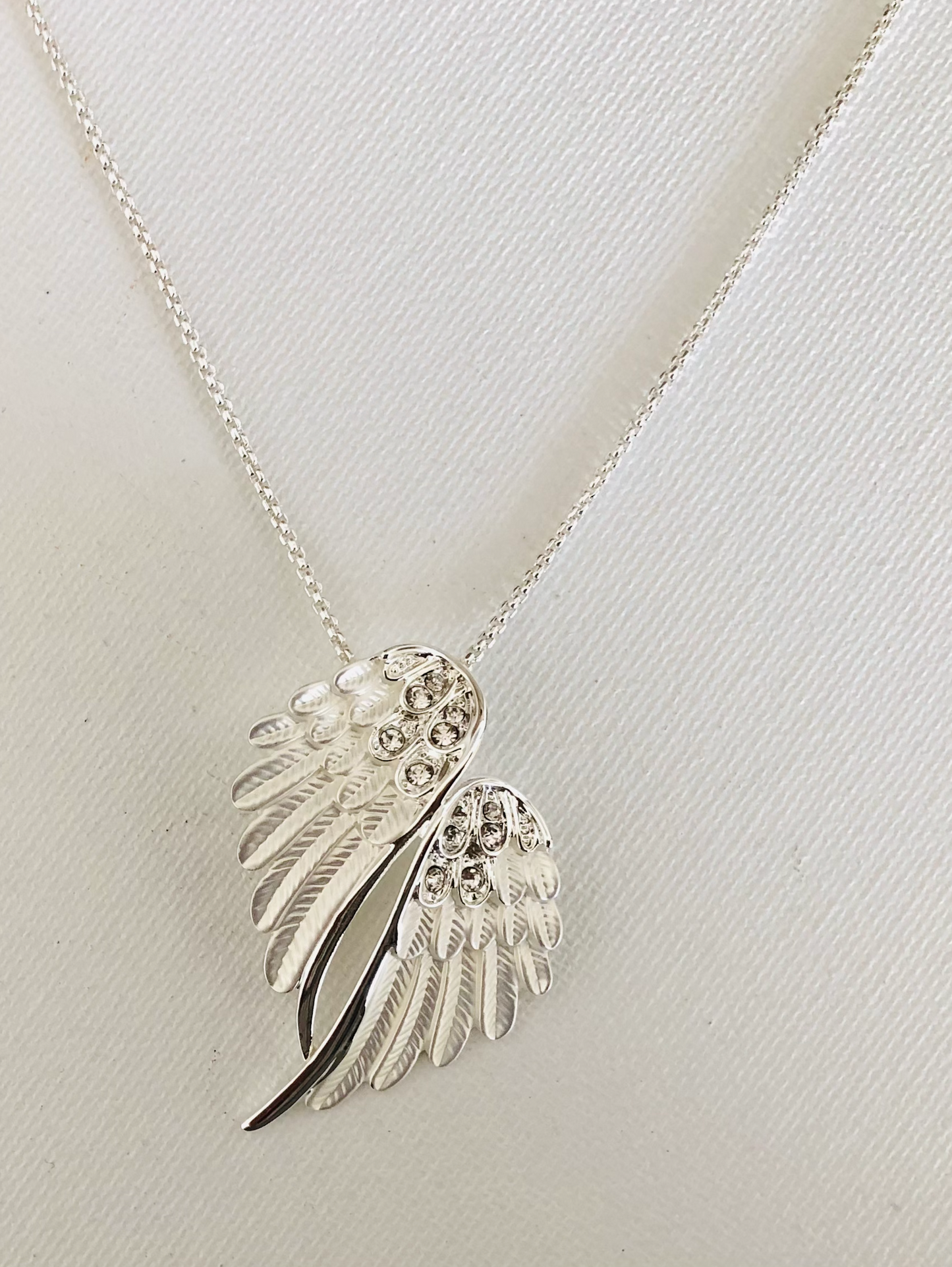 Angel Wings BOXED Necklace Silver Tone