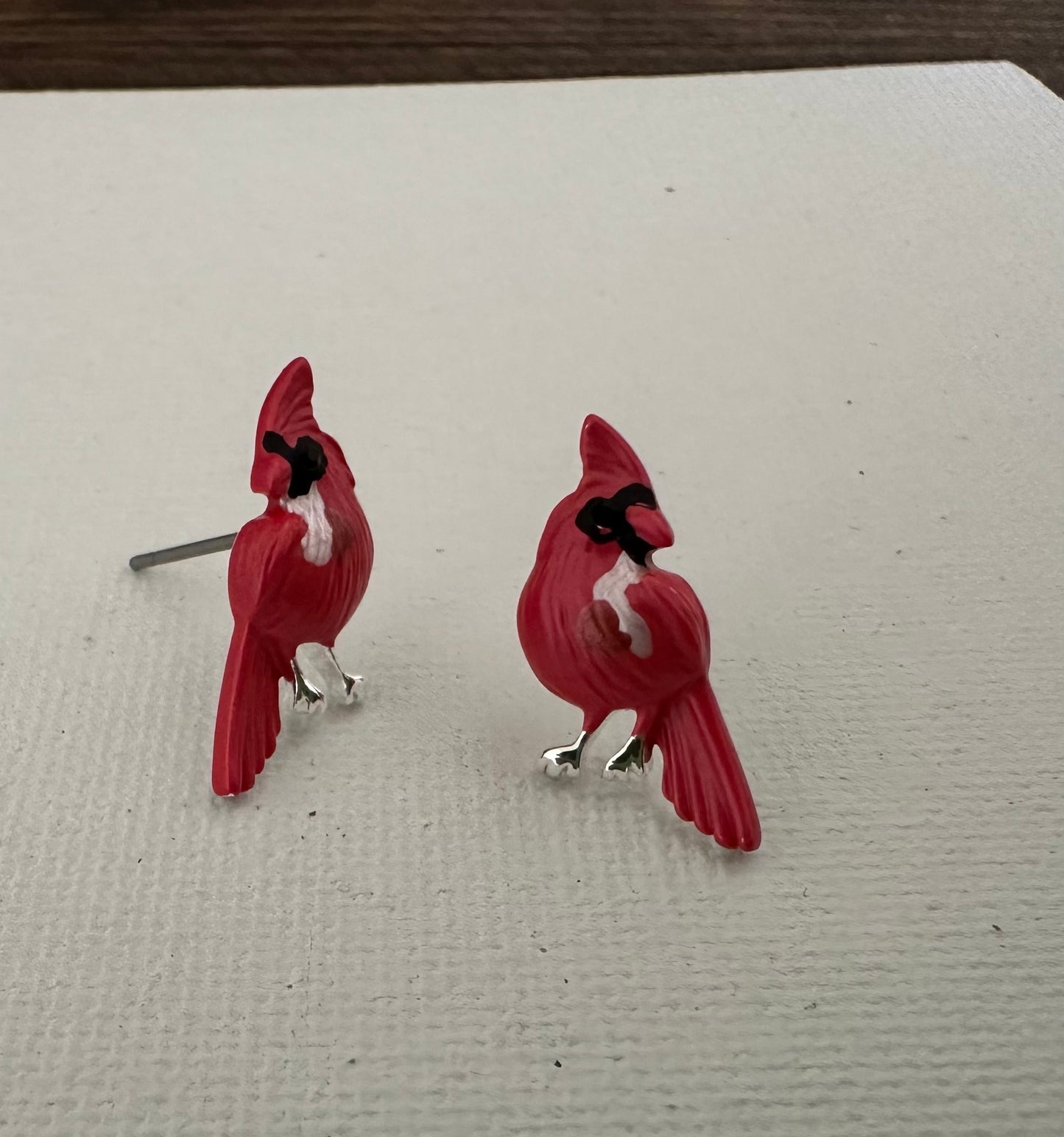 Cardinal Earrings / Simple Stud