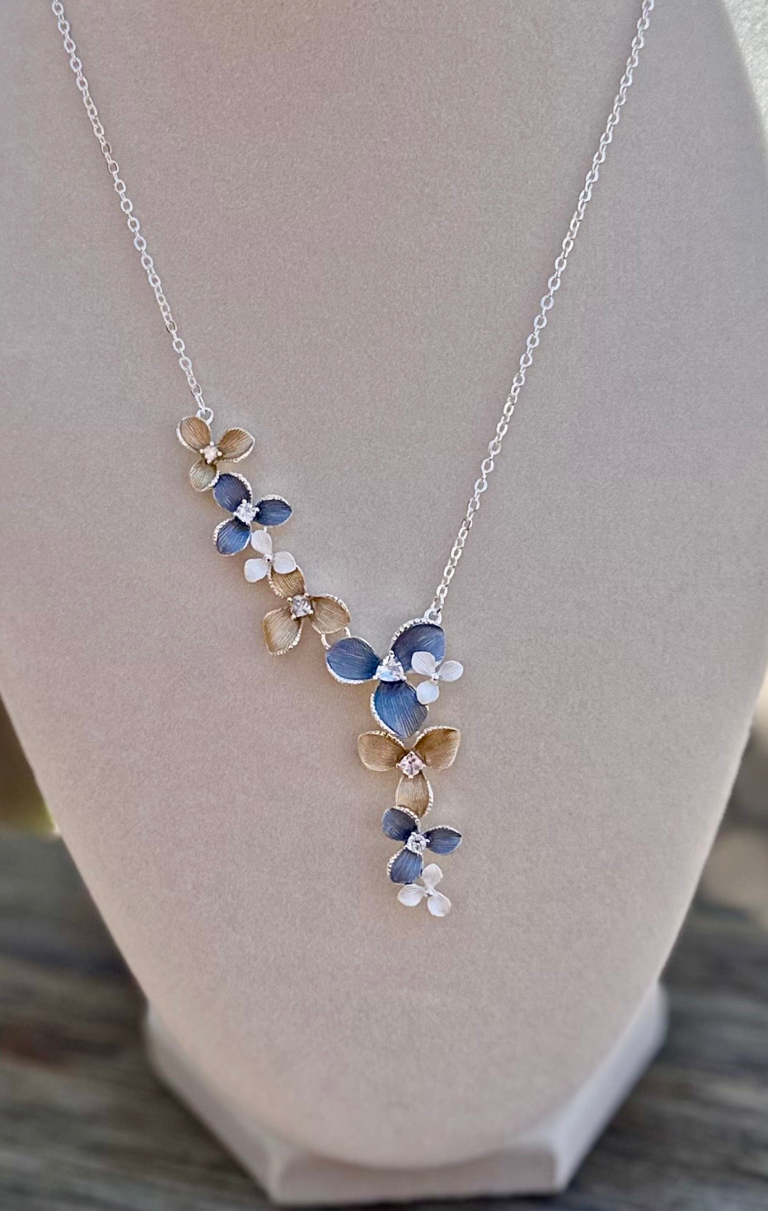 Cascading floral jewelry set