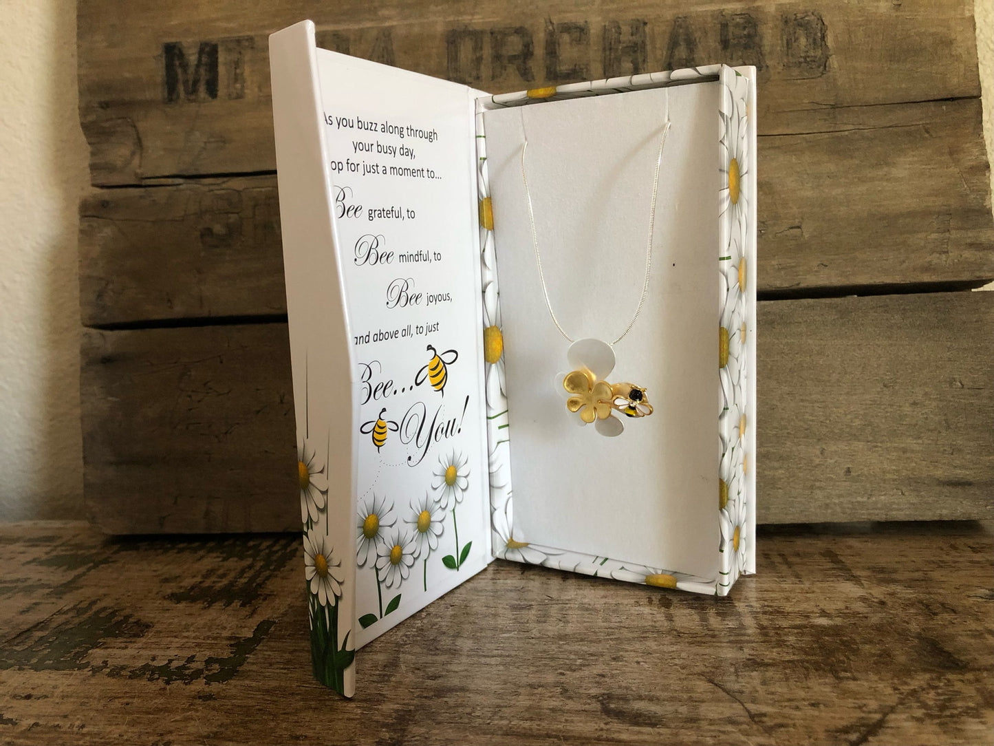 Modern Bee Flower Necklace box